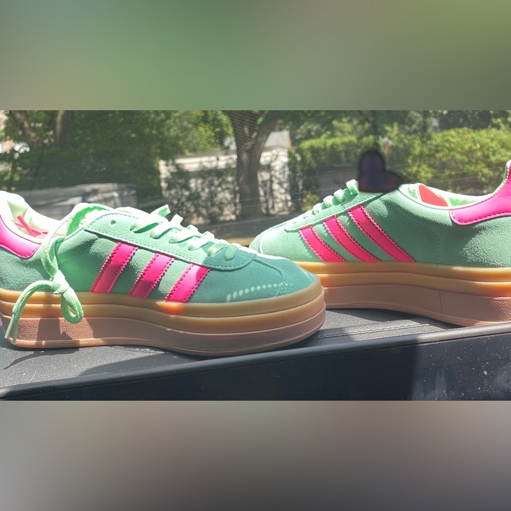 Adidas gazelle bold